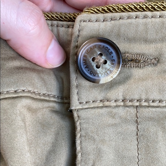 Khaki American Eagle Shorts rope detail - Picture 3 of 6